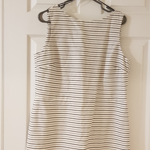 Massimo Dutti Dresses & Skirts - Massimo Dutti brand new dress